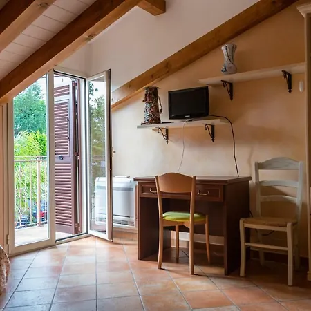 Pineland Villa
