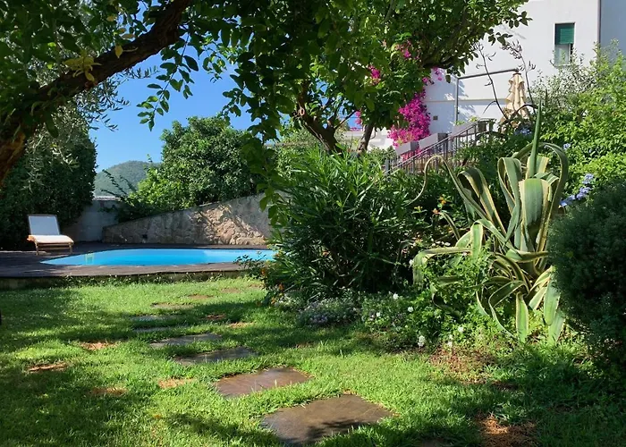 Pineland Borghetto Santo Spirito